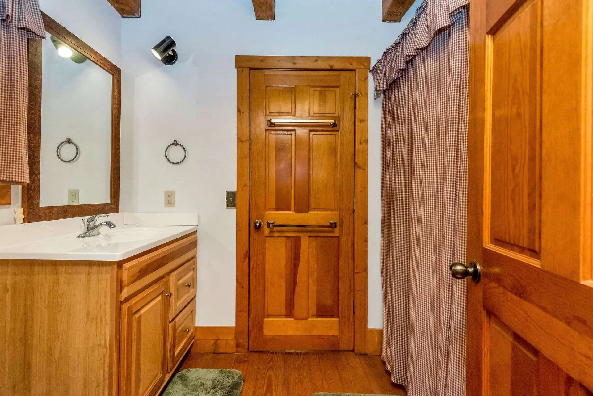 Image number 13 for the current listing