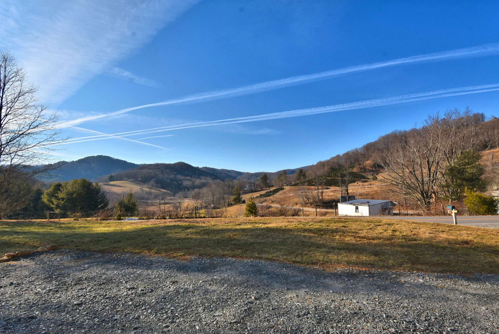 Image number 18 for the current listing