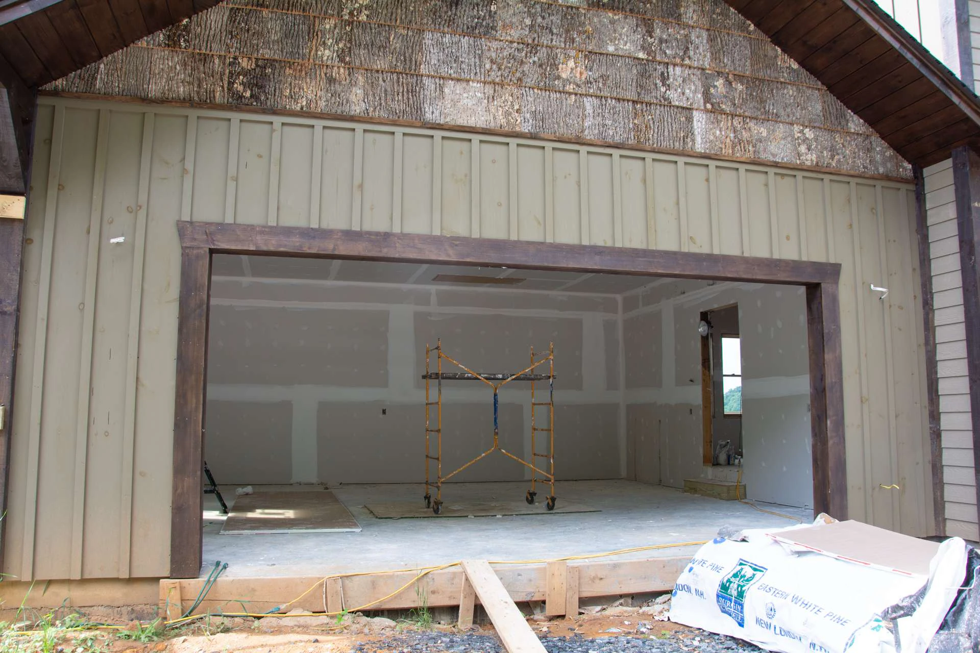 Image number 3 for the current listing