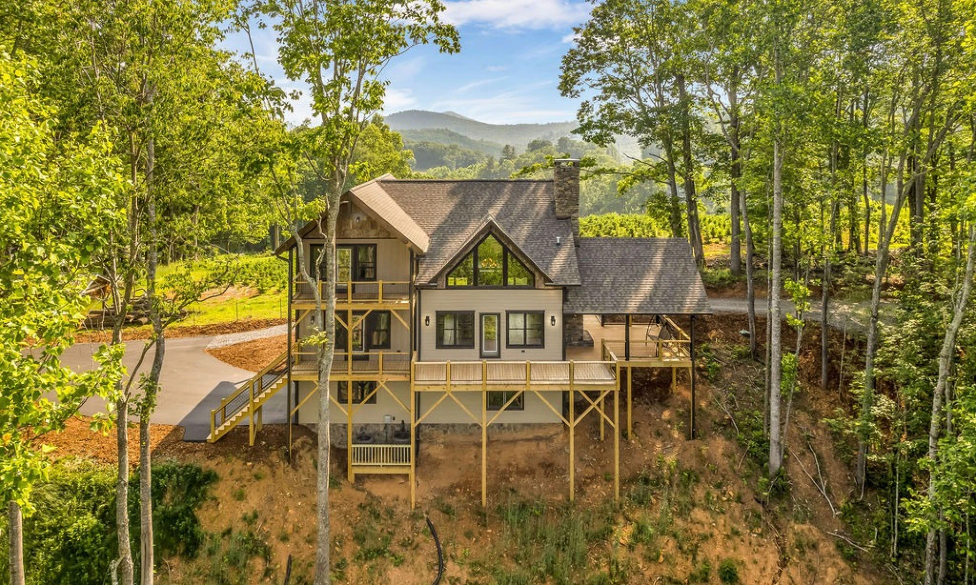 Image number 1 for the current listing