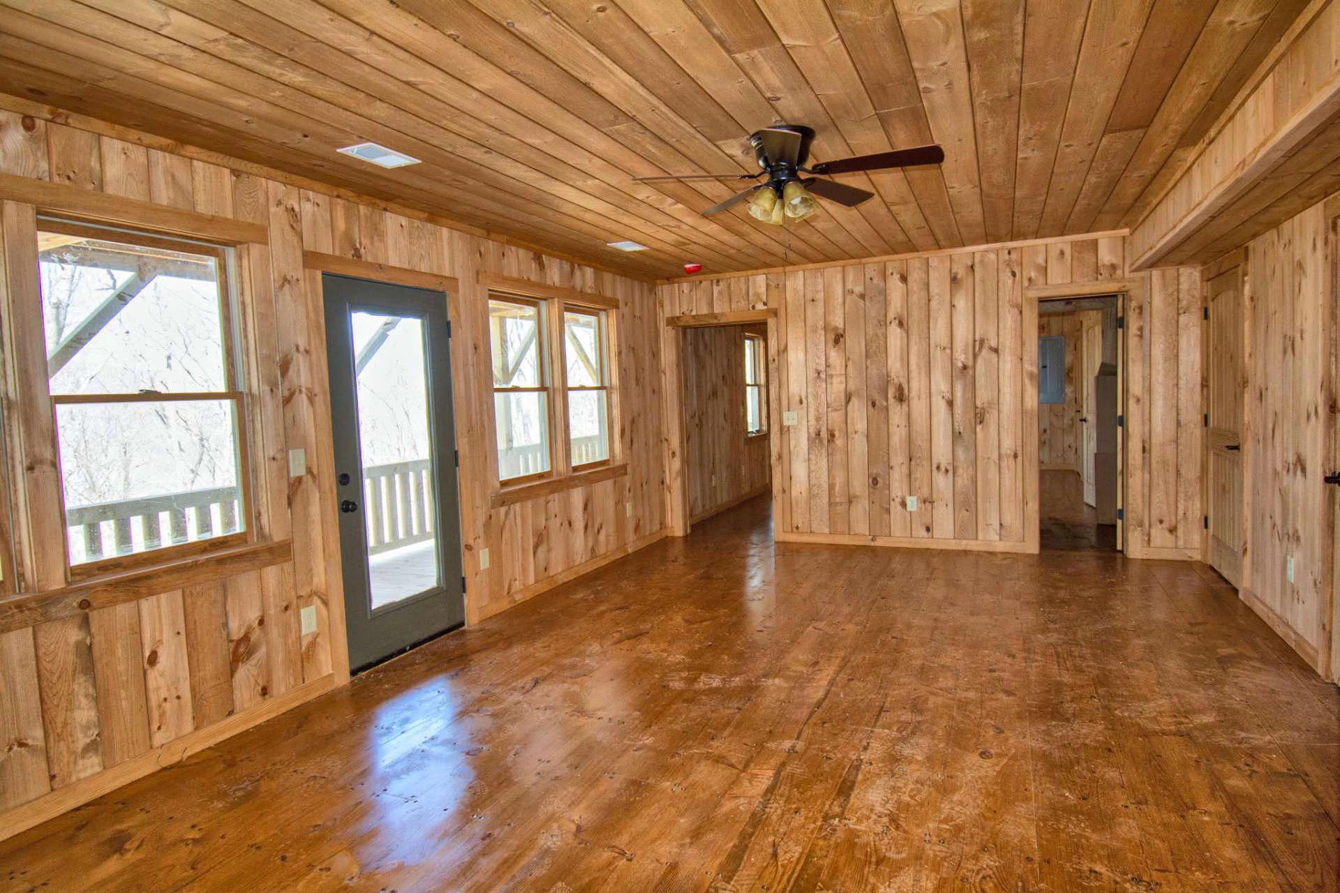 Image number 7 for the current listing