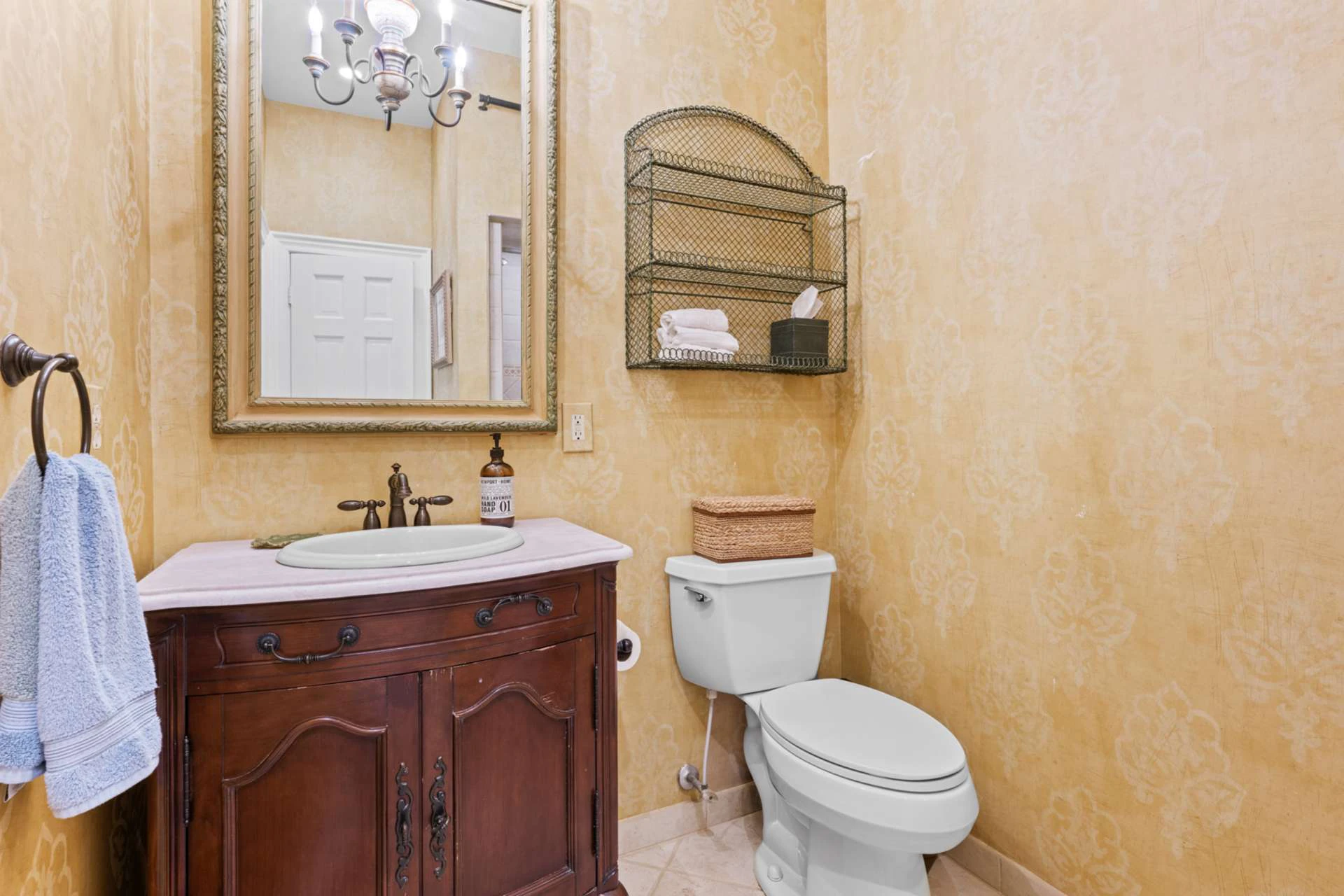 Image number 5 for the current listing