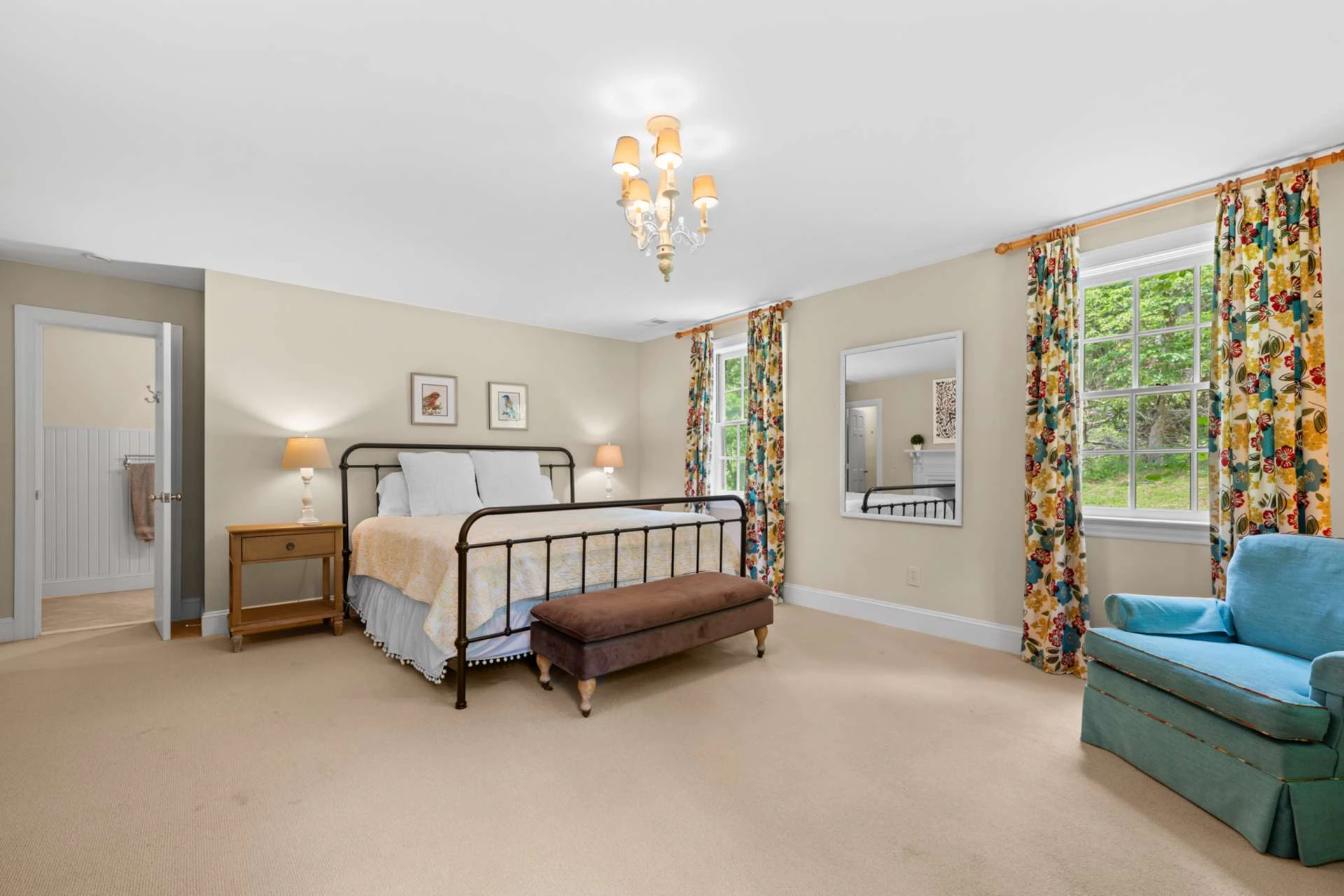 Image number 2 for the current listing