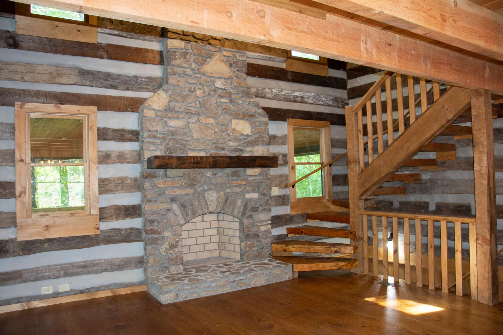 Image number 11 for the current listing