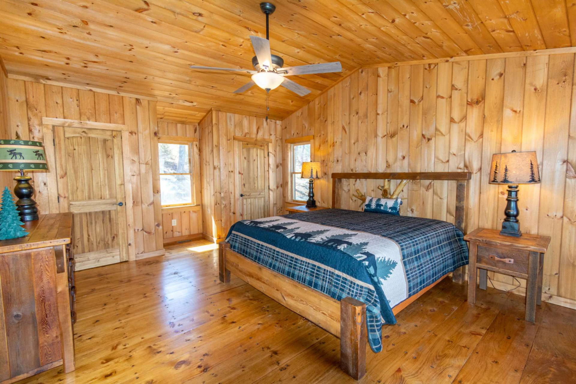 Image number 11 for the current listing