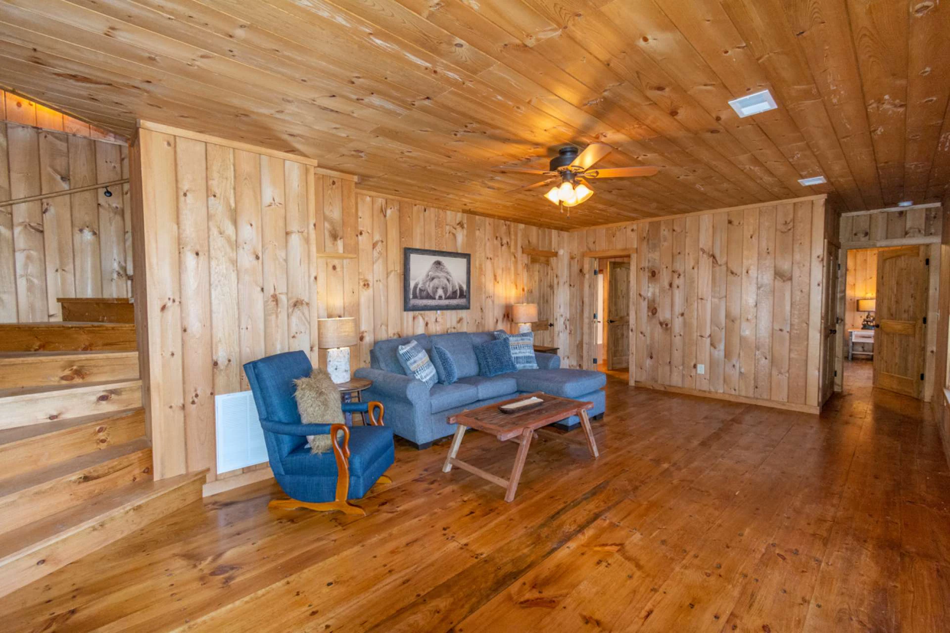 Image number 18 for the current listing