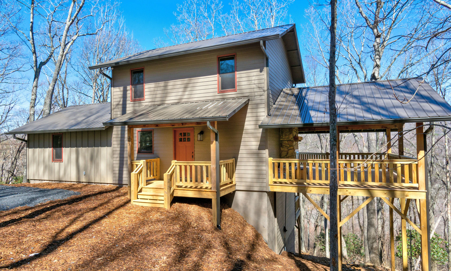 Image number 1 for the current listing