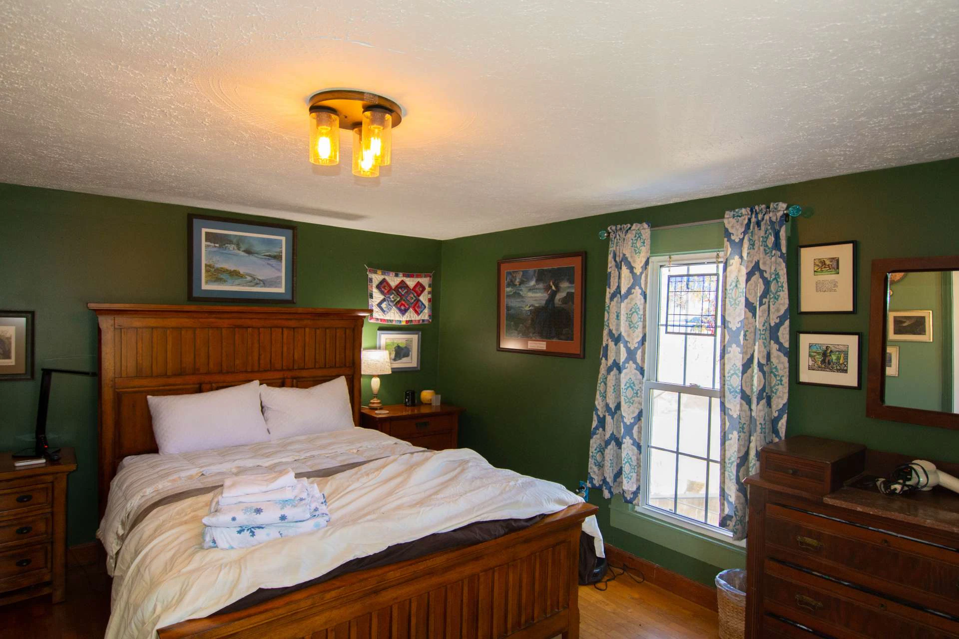 Image number 5 for the current listing