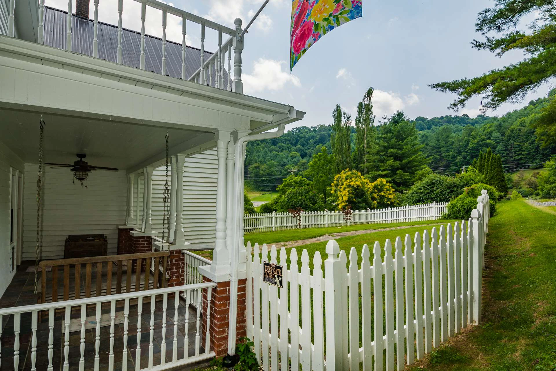 Image number 10 for the current listing