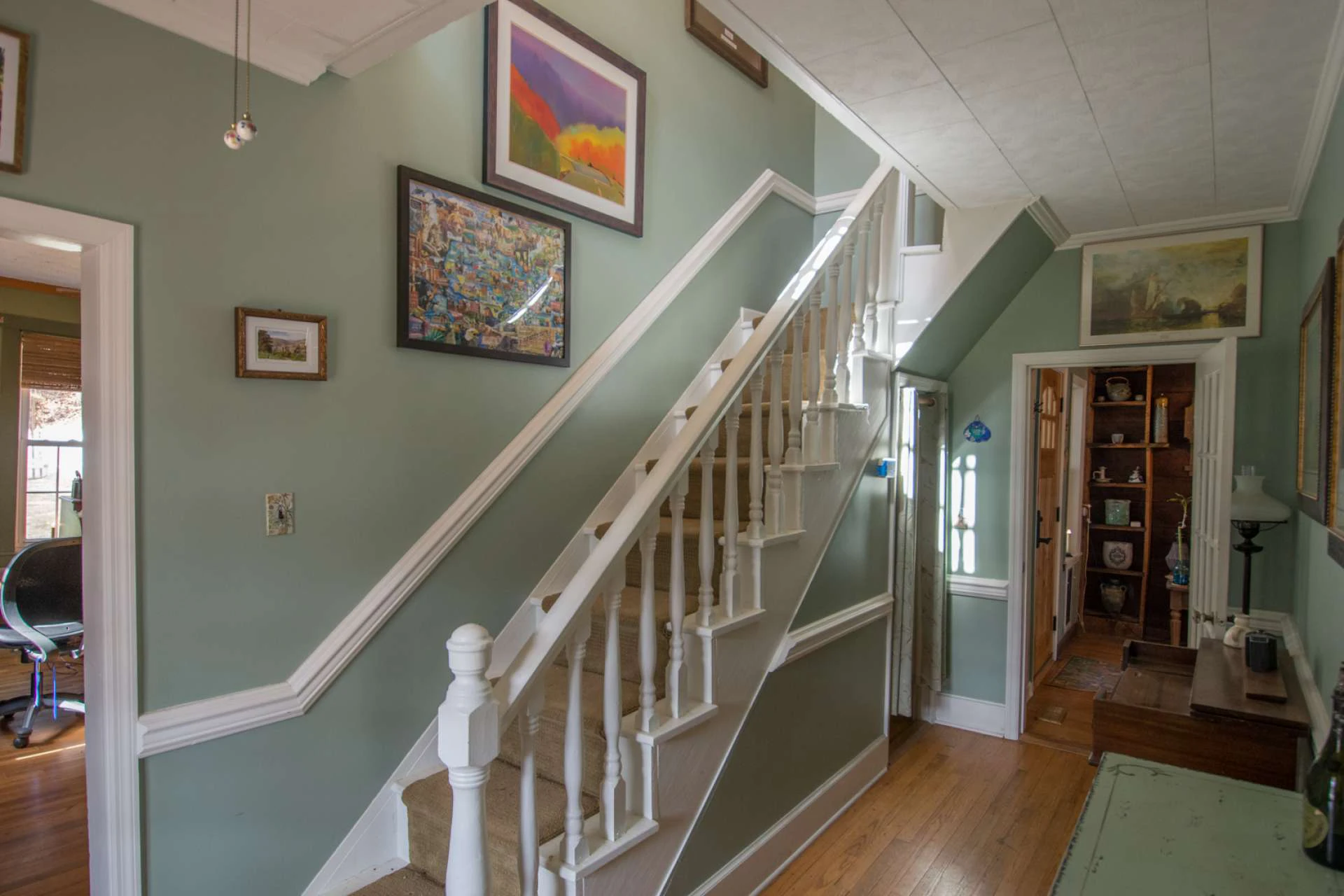 Image number 8 for the current listing