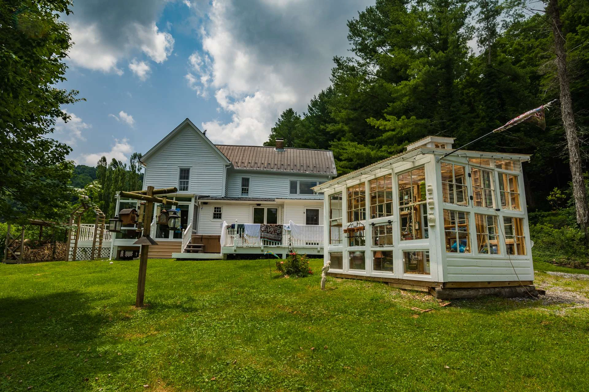 Image number 18 for the current listing