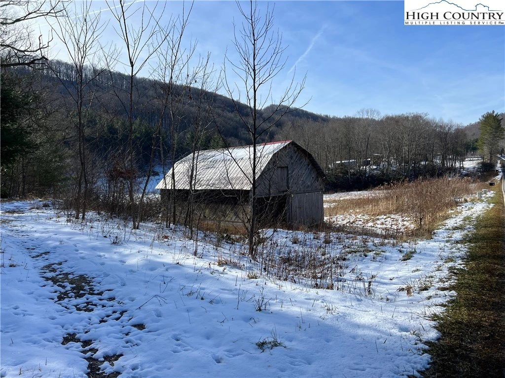 Image number 3 for the current listing