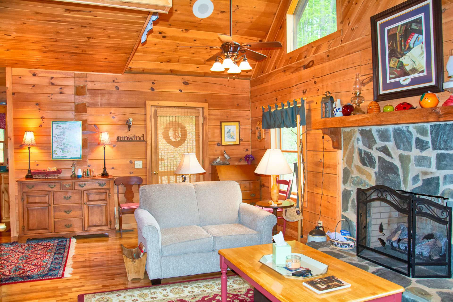 Image number 20 for the current listing