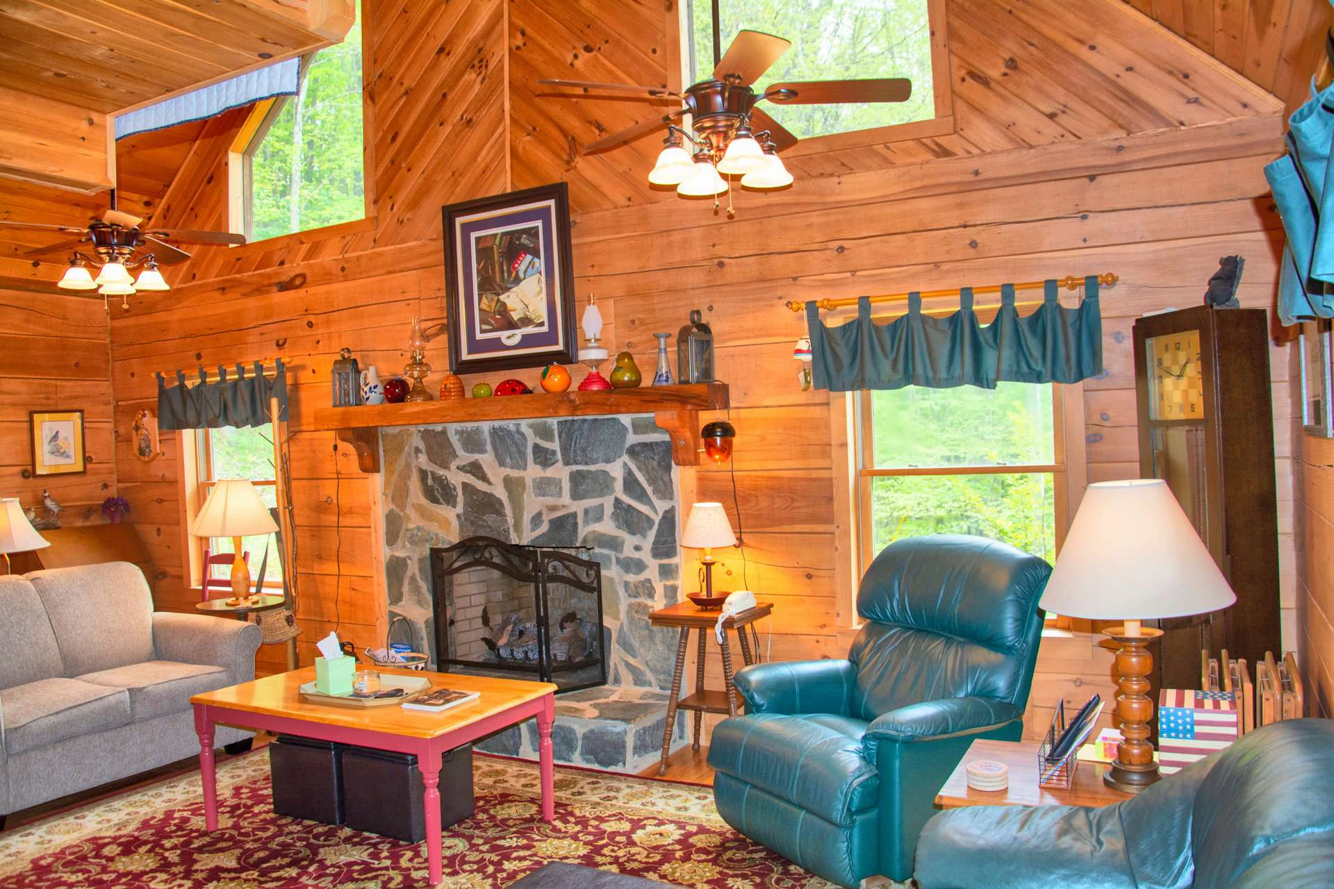 Image number 19 for the current listing