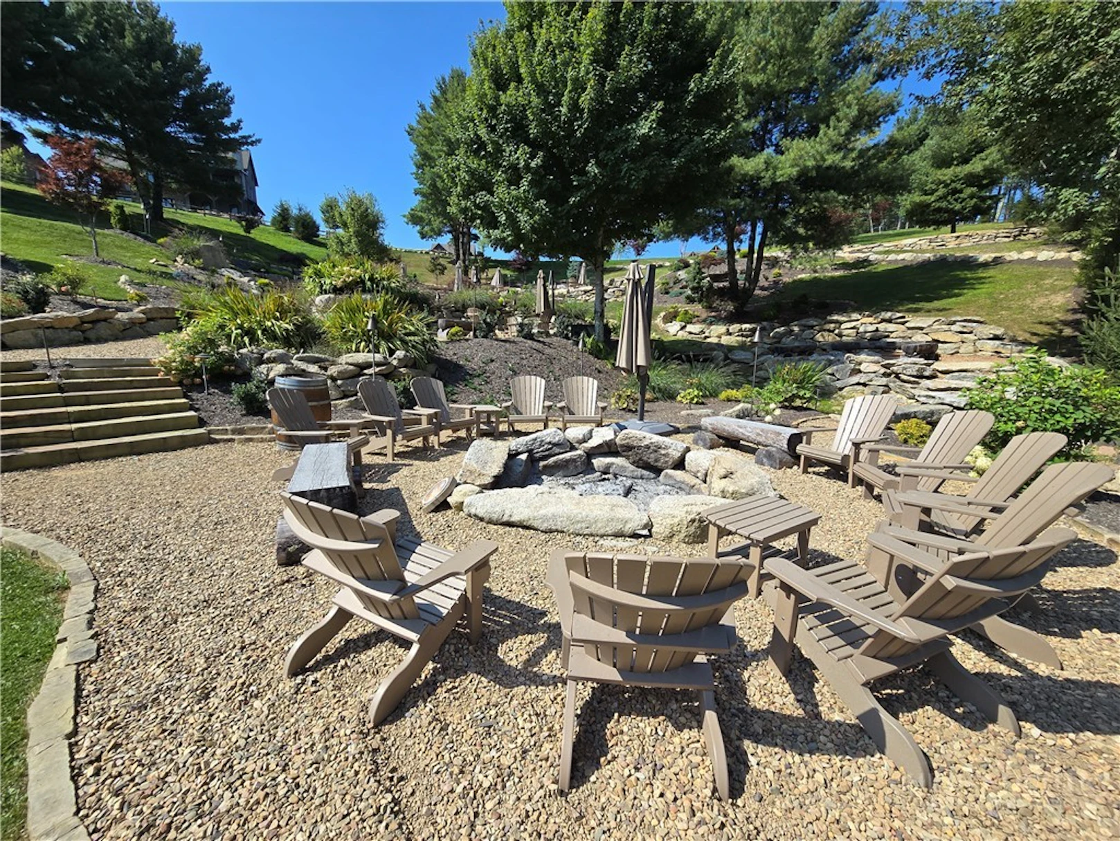 Image number 10 for the current listing