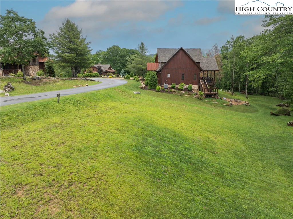 Image number 22 for the current listing