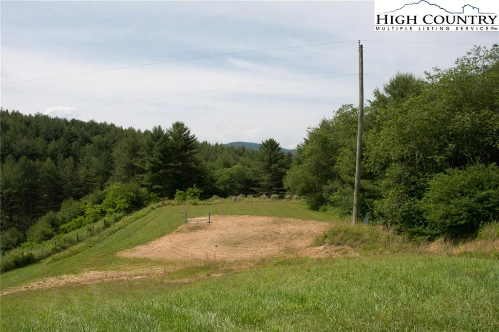 Image number 6 for the current listing