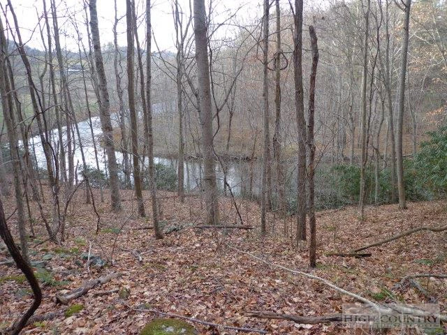 Image number 16 for the current listing