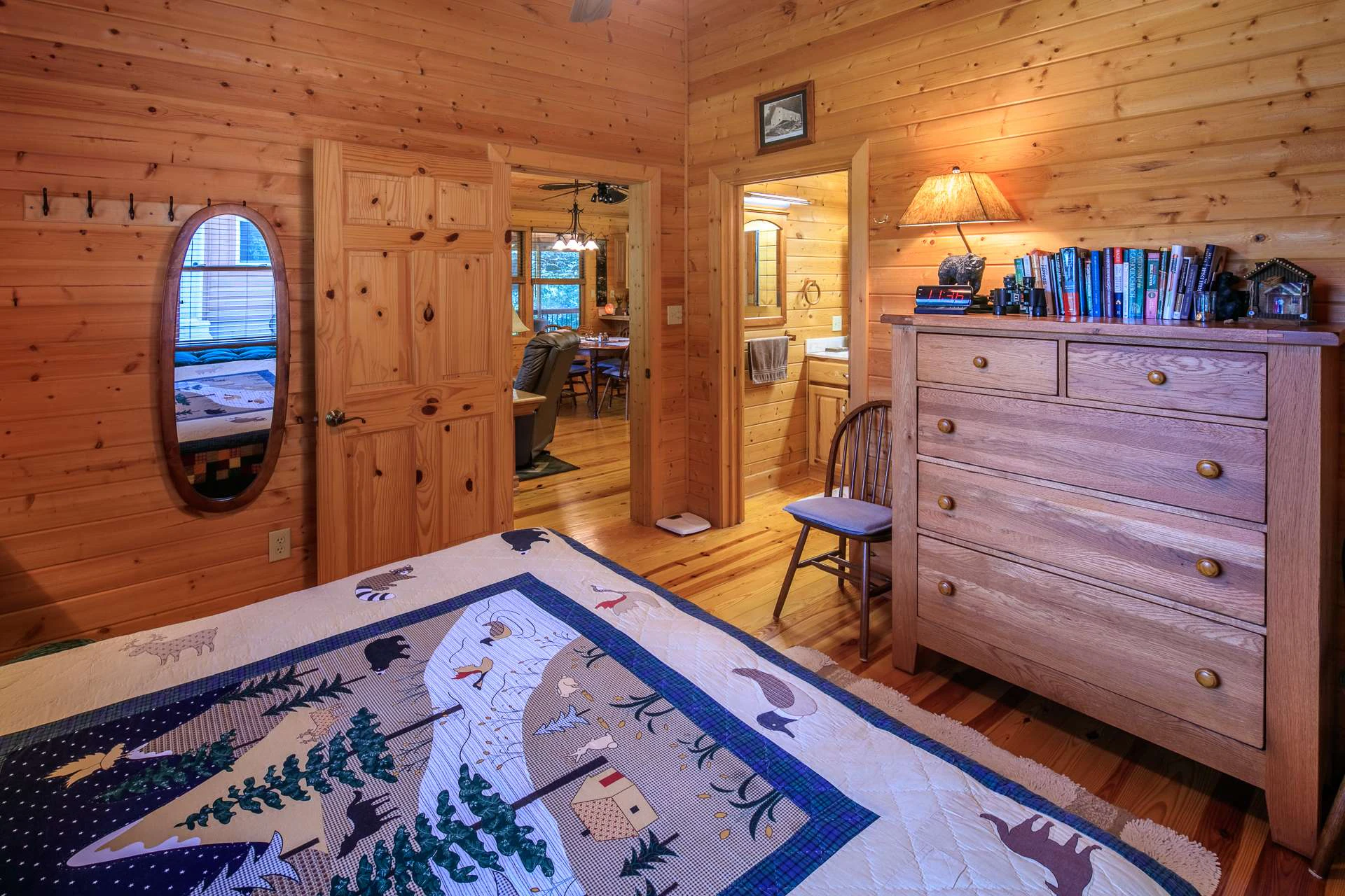 Image number 3 for the current listing