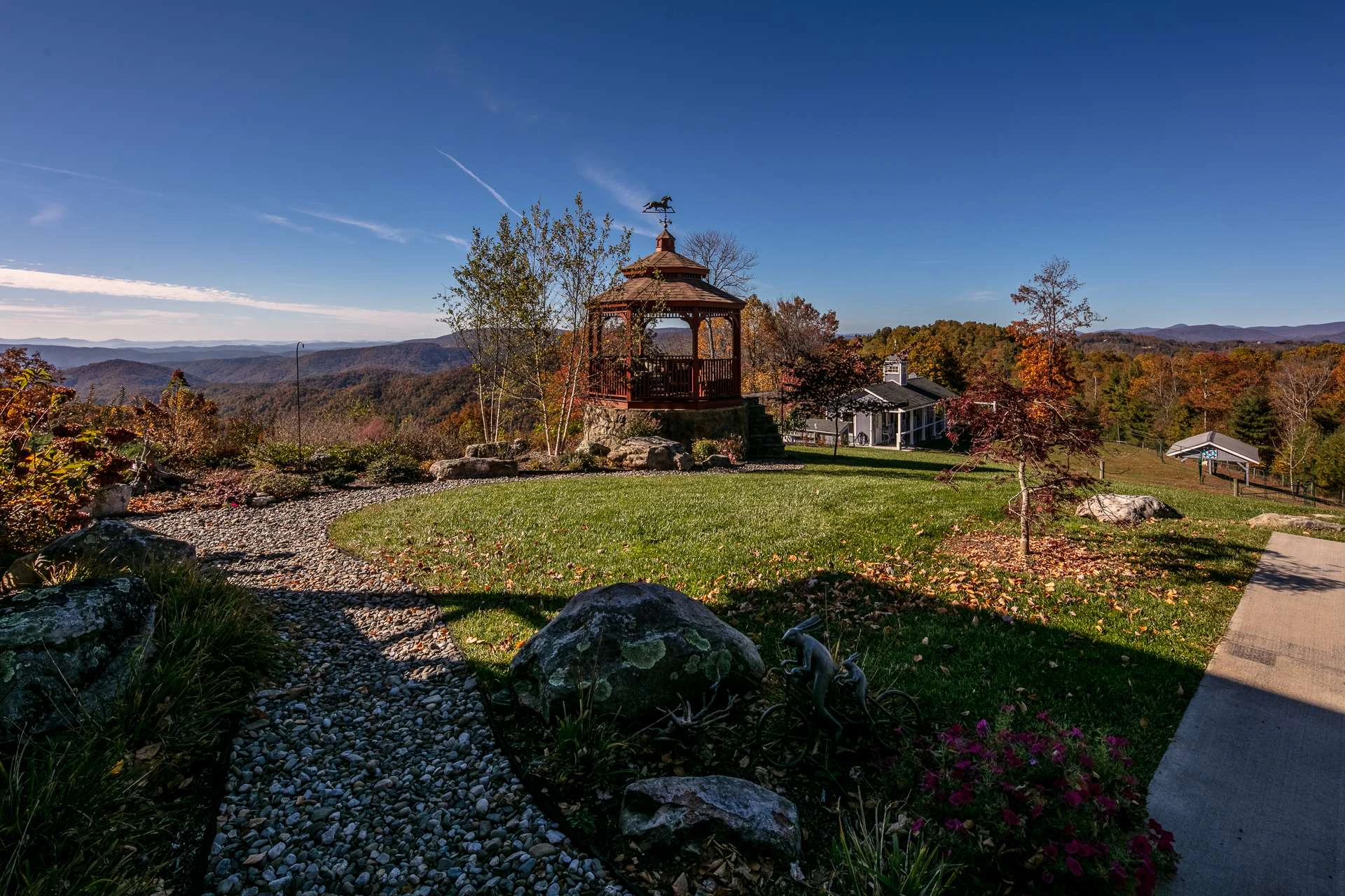 Image number 4 for the current listing