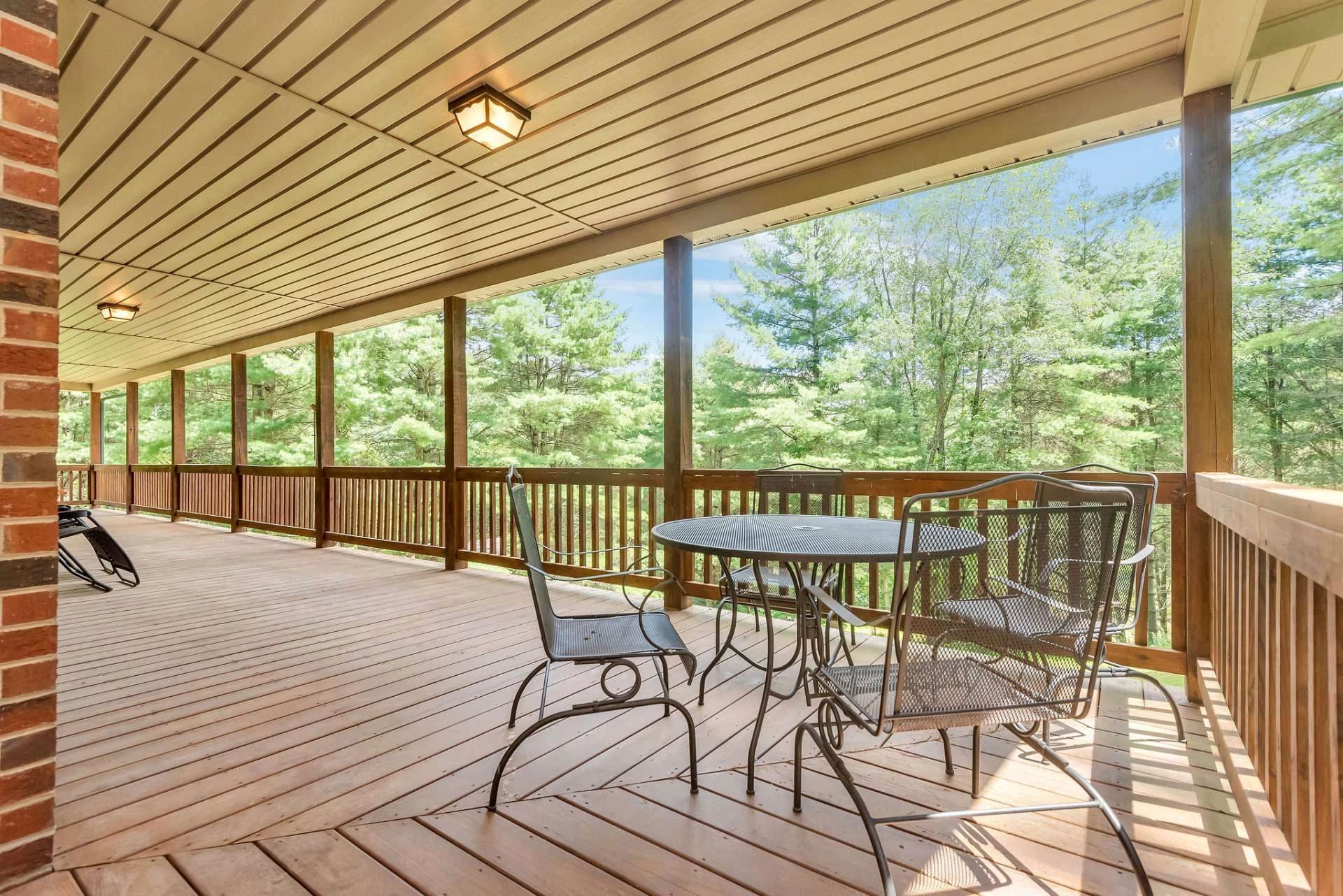Image number 8 for the current listing
