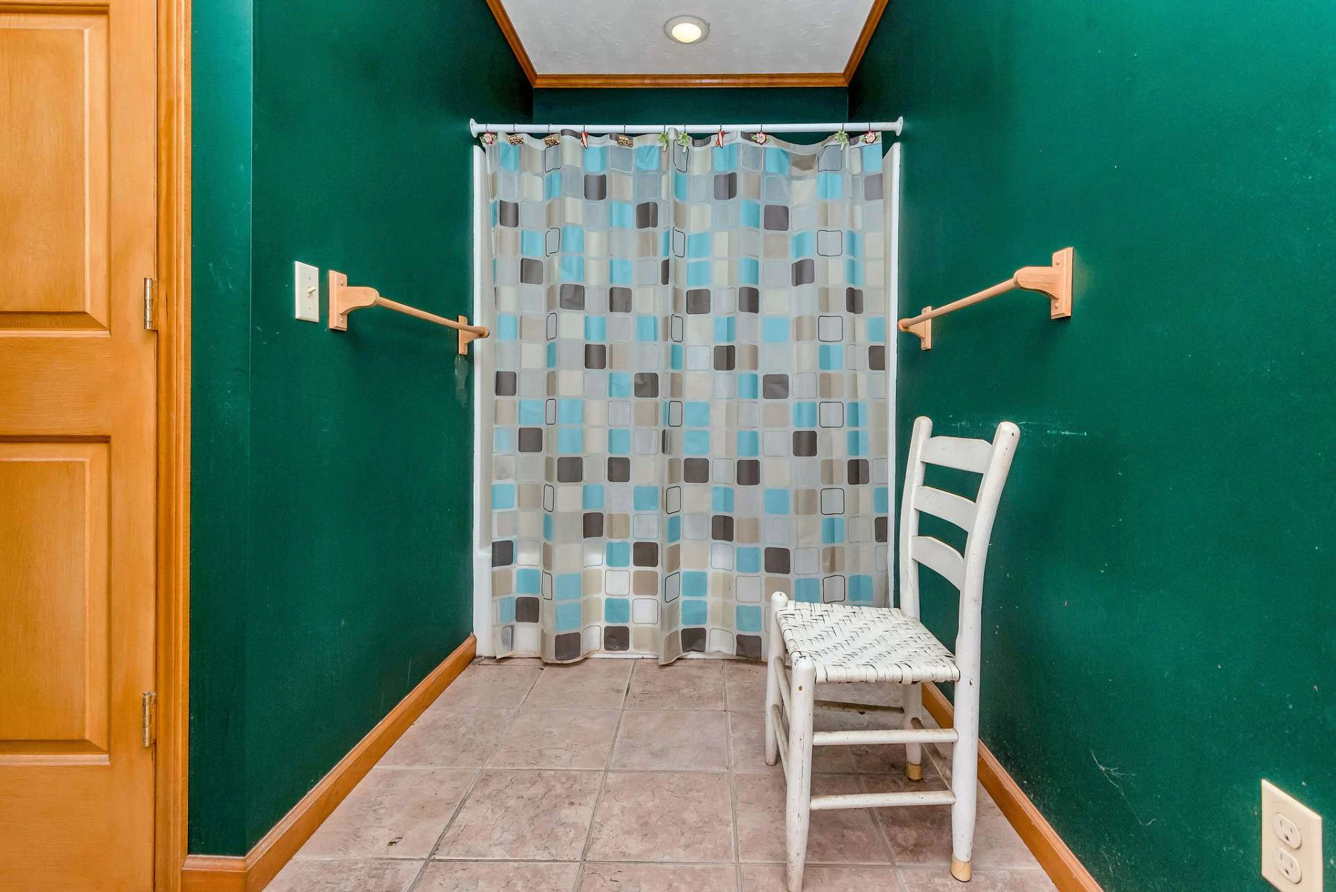 Image number 6 for the current listing