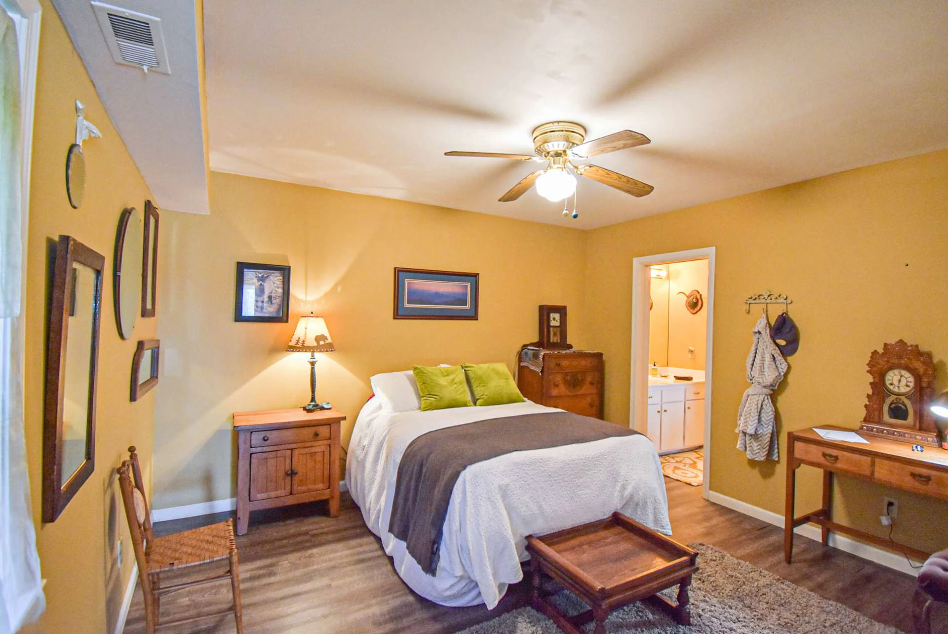 Image number 6 for the current listing