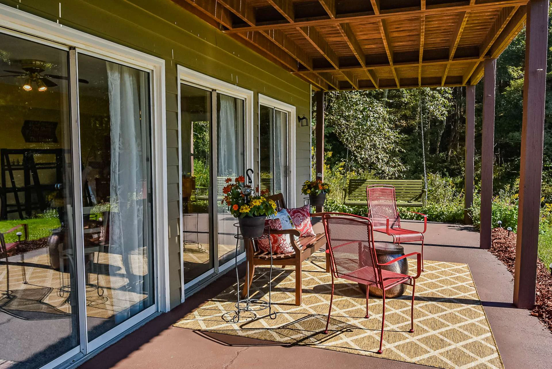 Image number 9 for the current listing