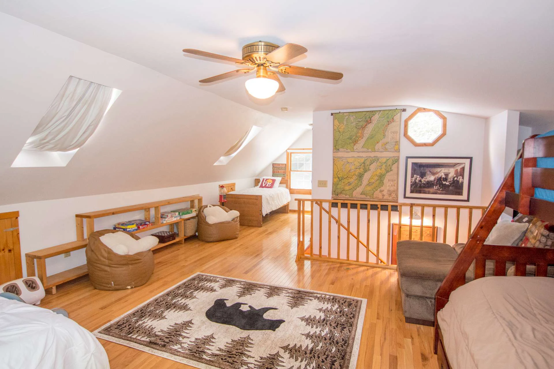 Image number 11 for the current listing