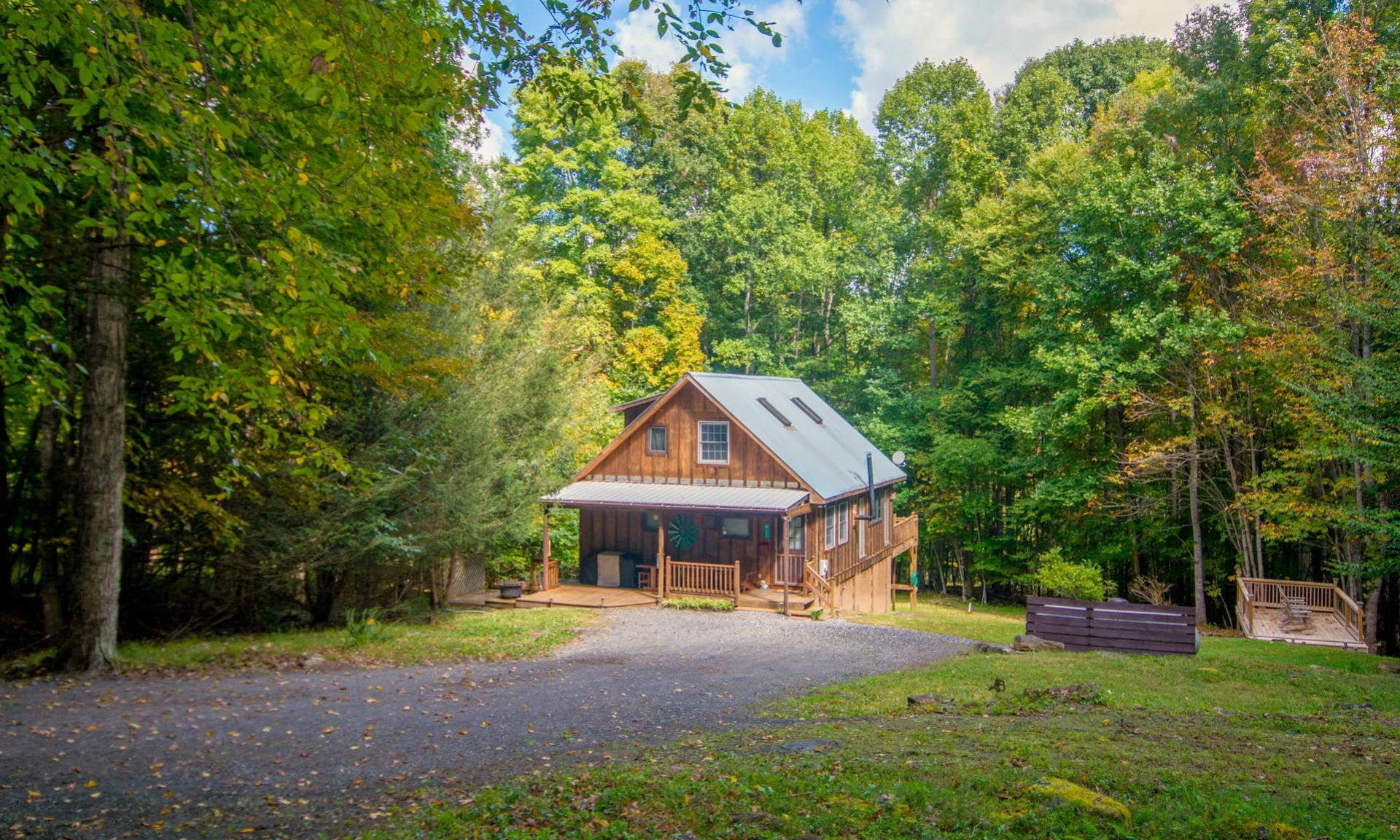 Image number 1 for the current listing