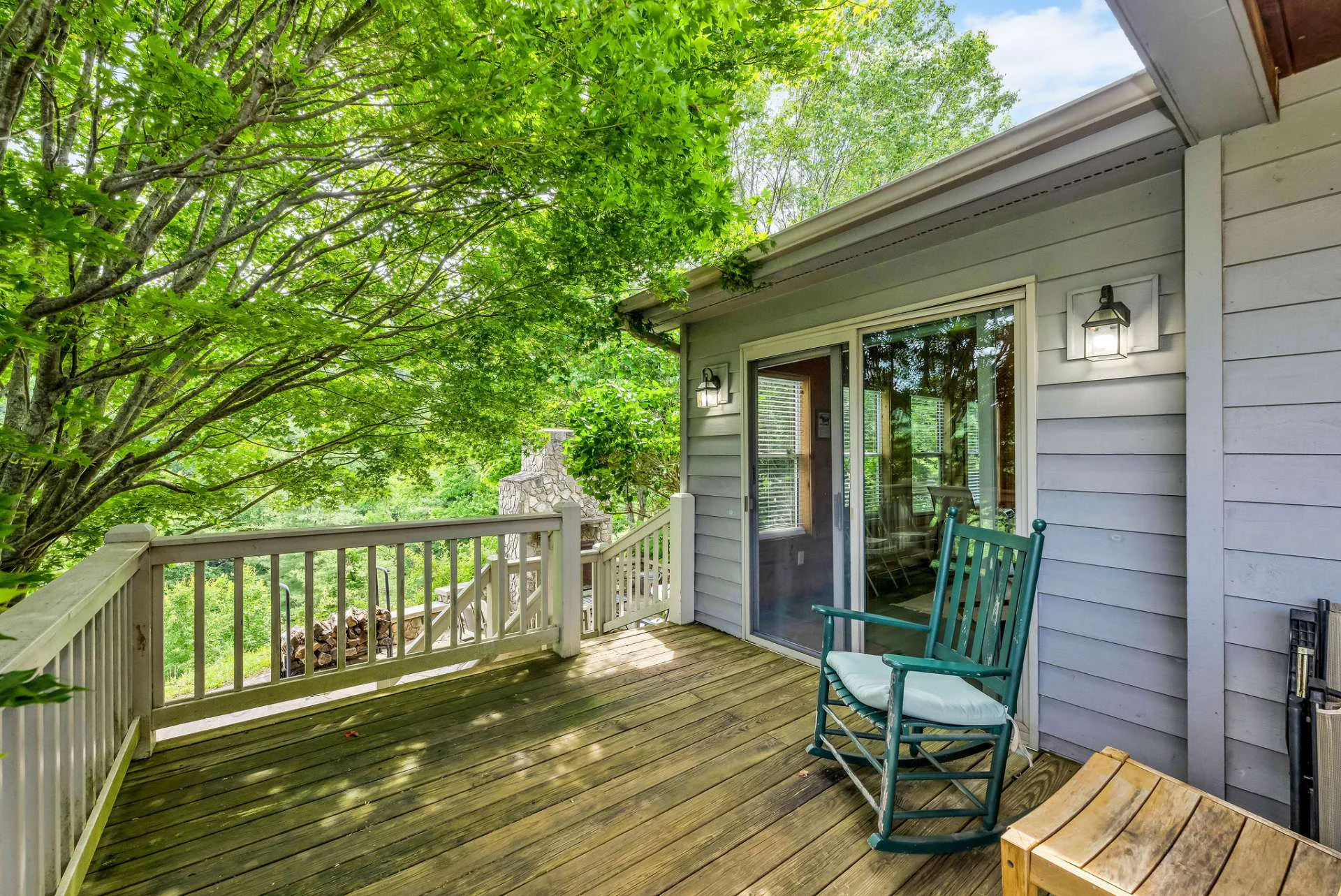 Image number 20 for the current listing