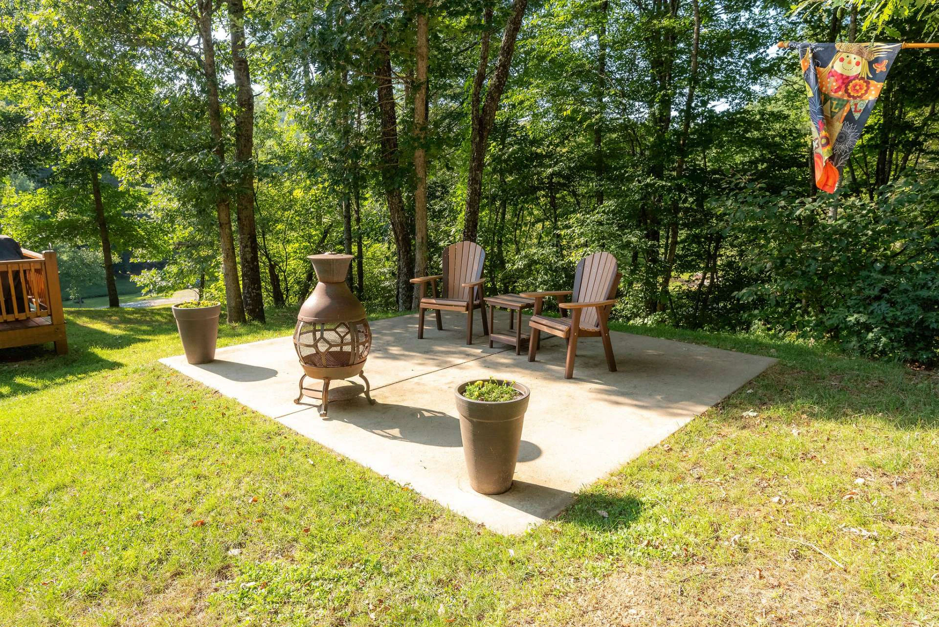Image number 9 for the current listing