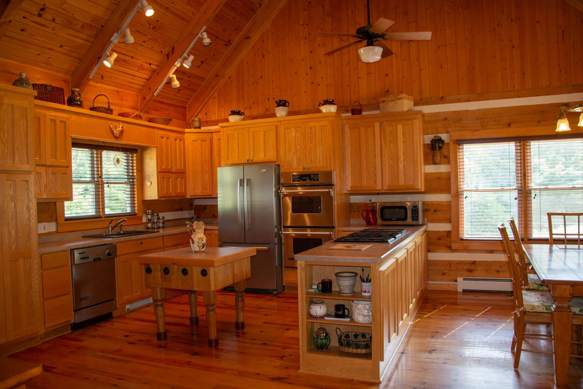 Image number 6 for the current listing