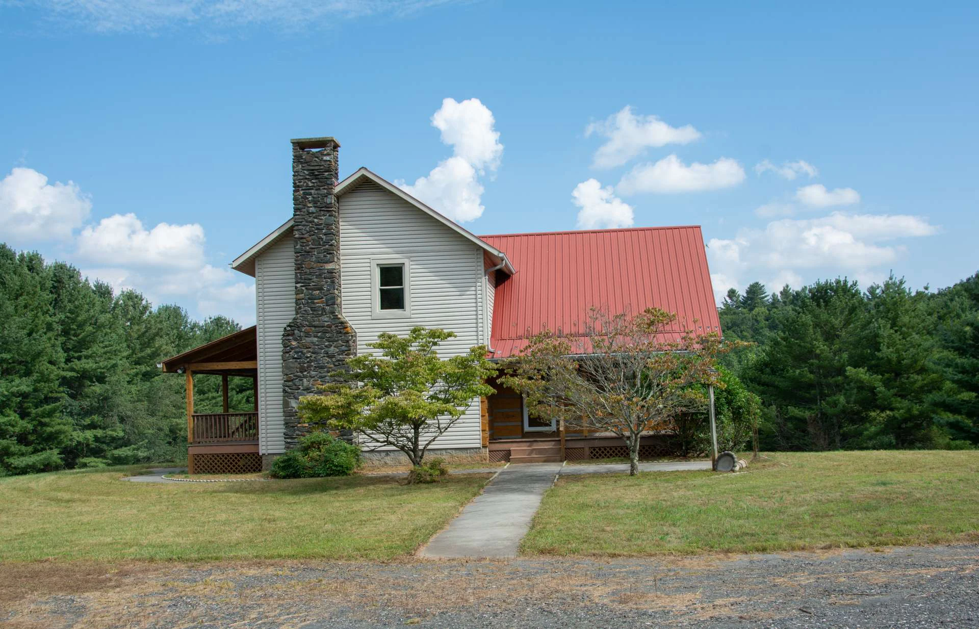 Image number 16 for the current listing