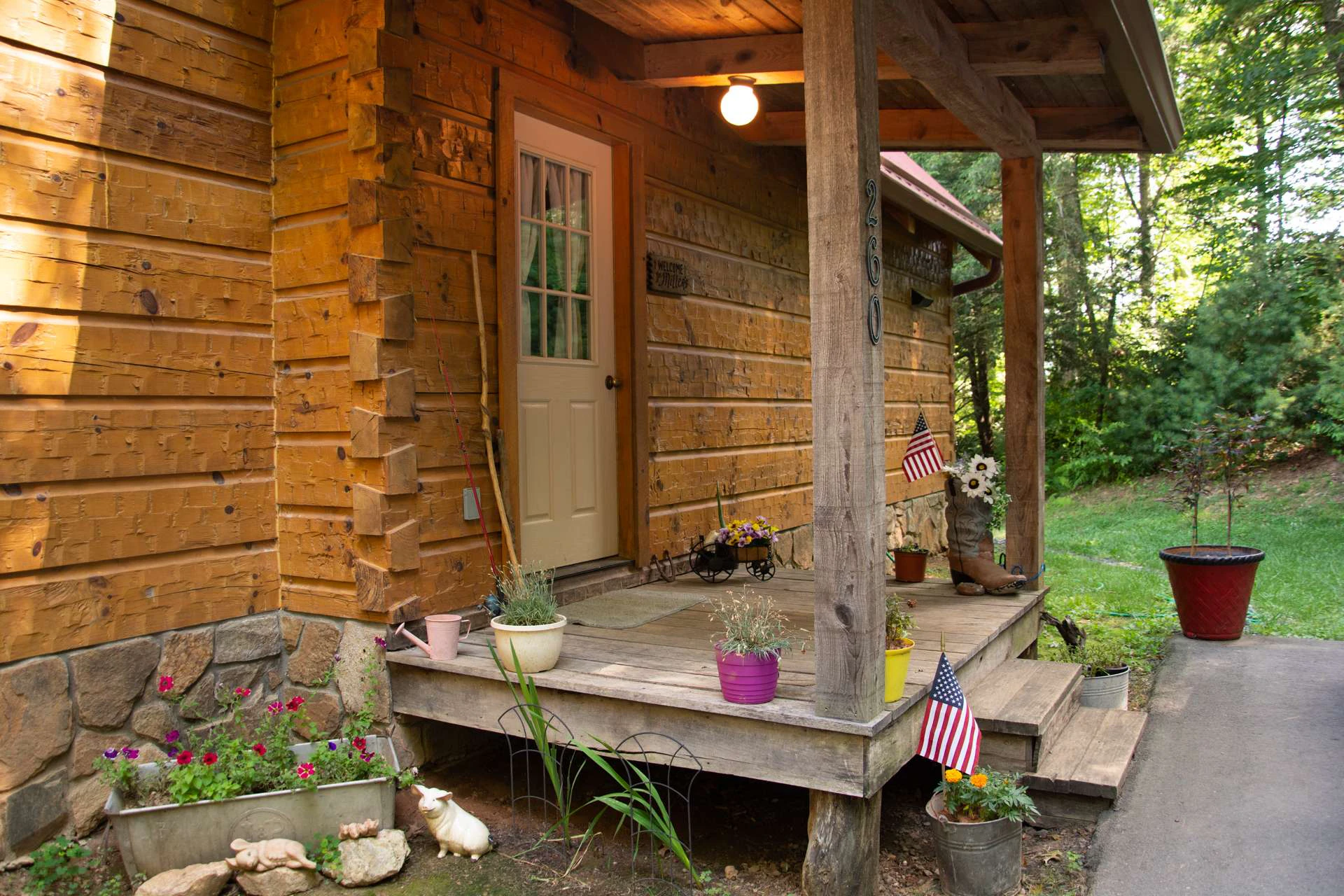 Image number 18 for the current listing