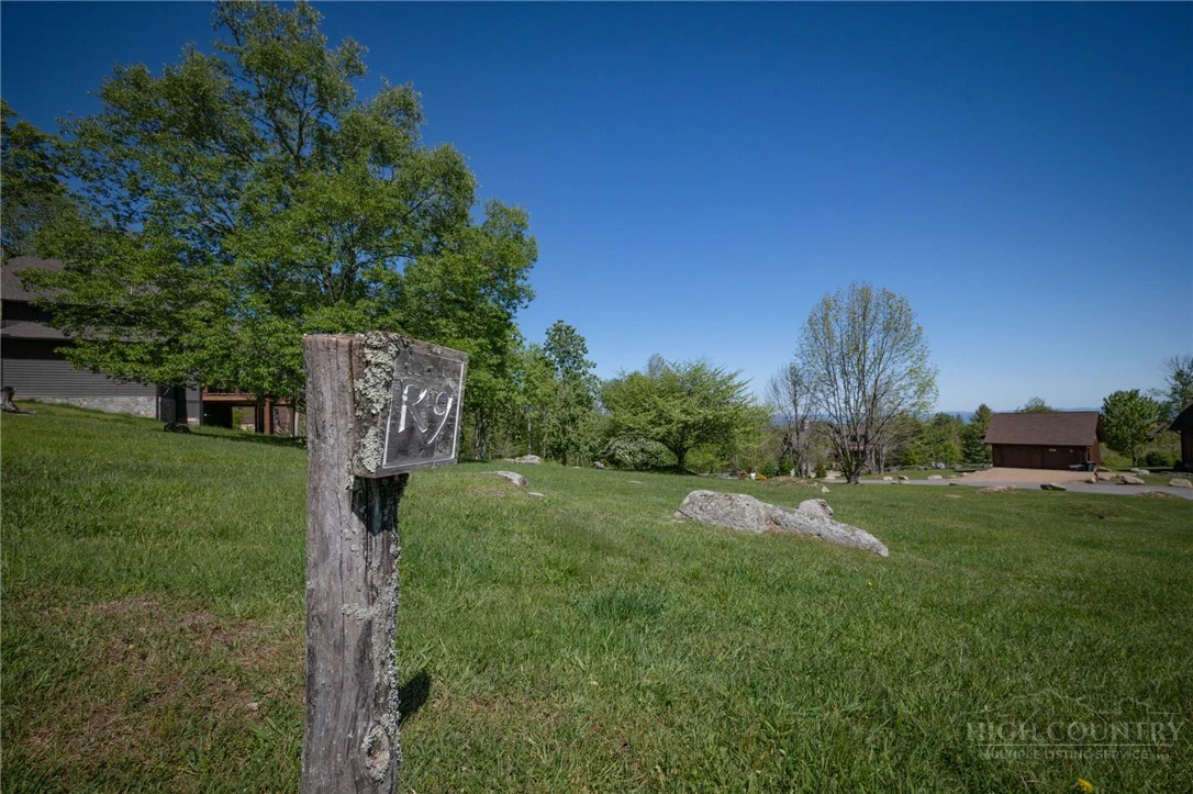 Image number 6 for the current listing