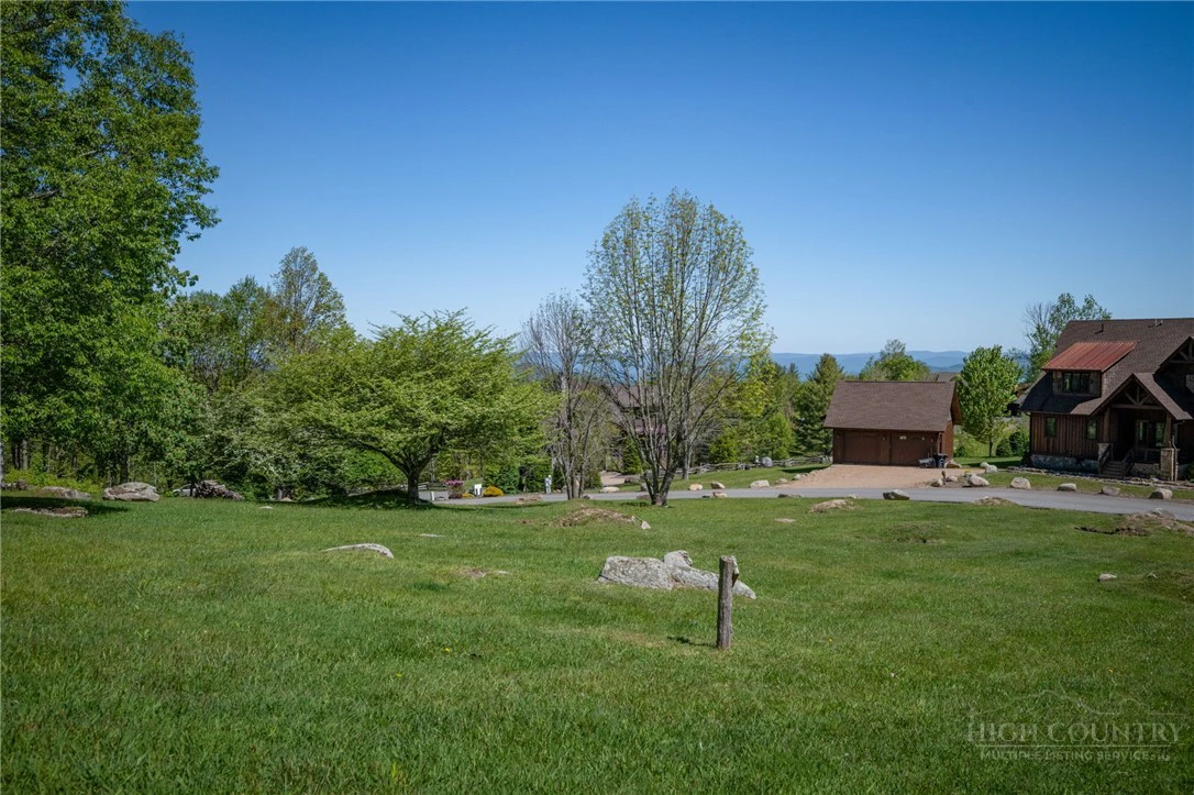 Image number 9 for the current listing
