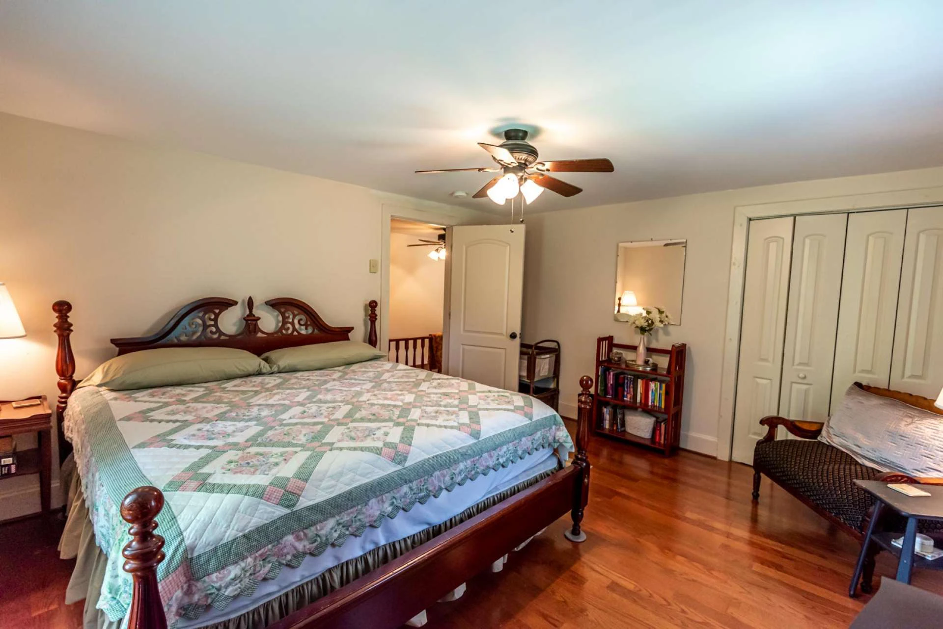Image number 8 for the current listing