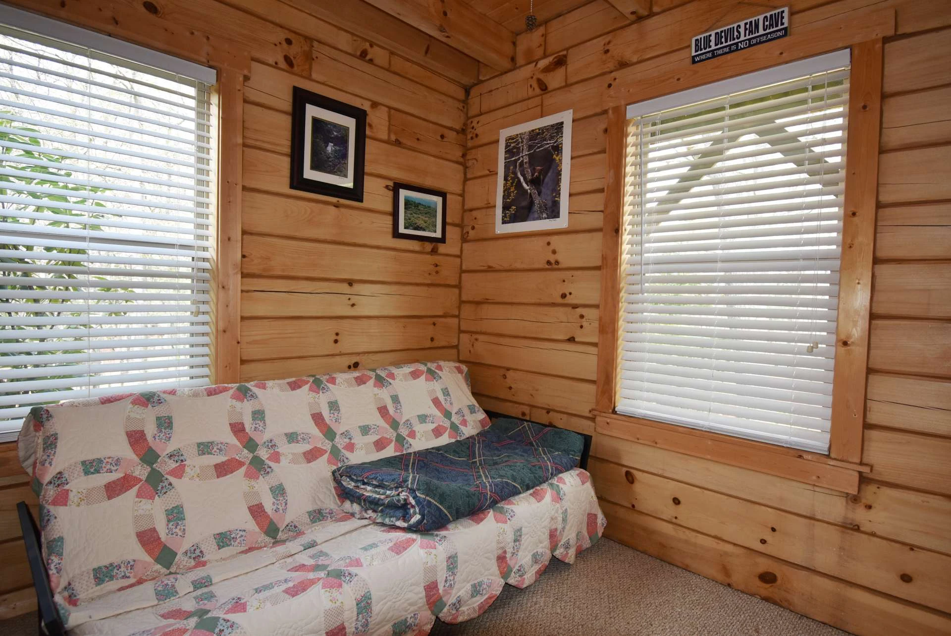 Image number 11 for the current listing