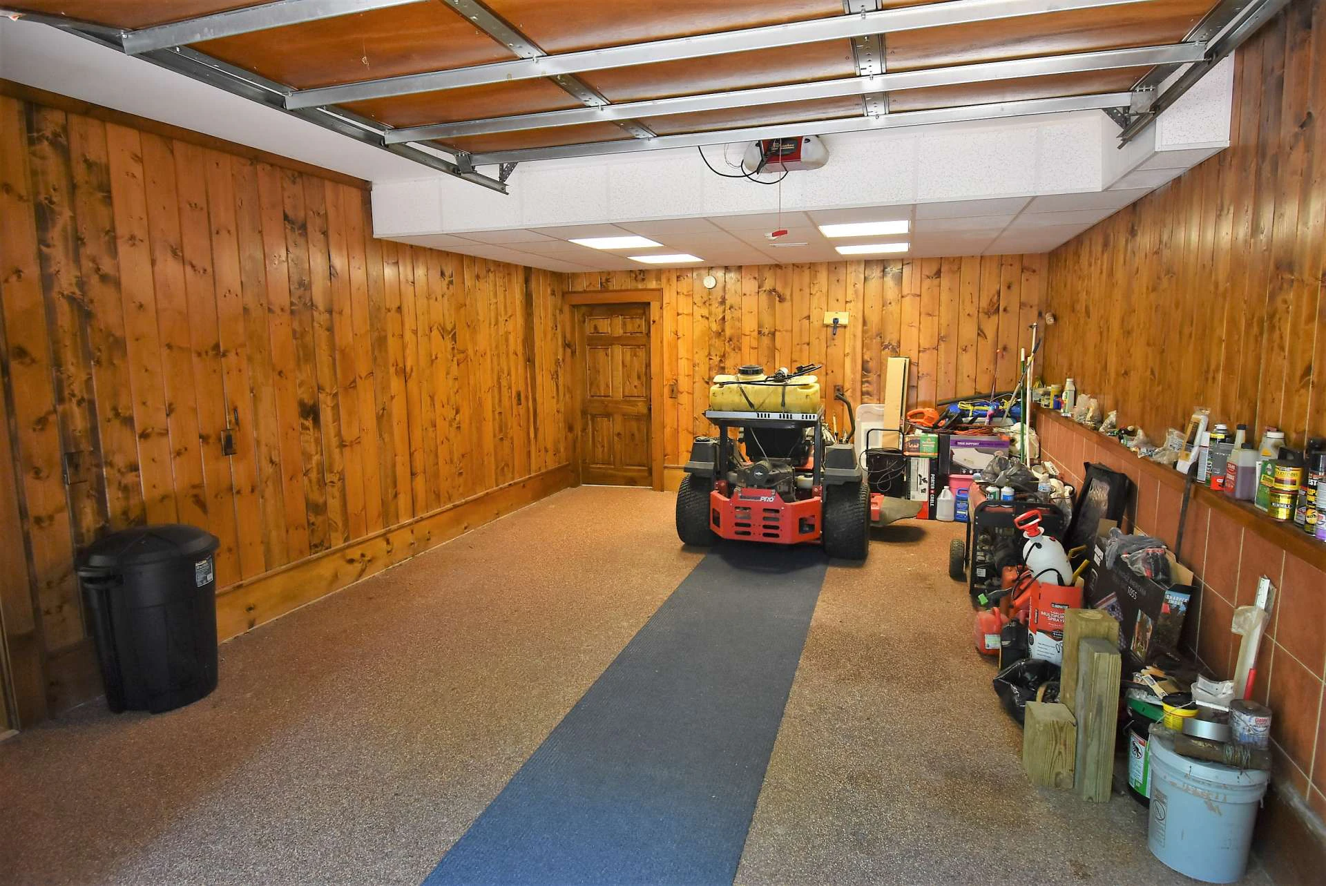 Image number 5 for the current listing