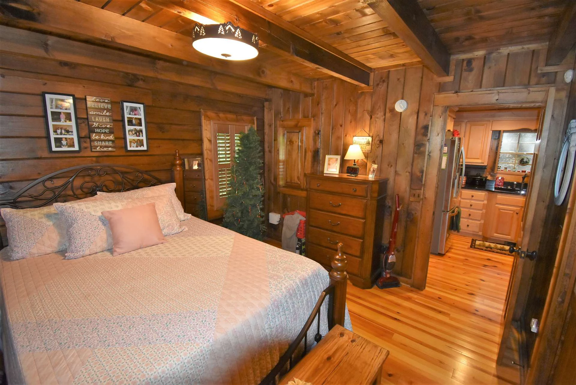 Image number 7 for the current listing