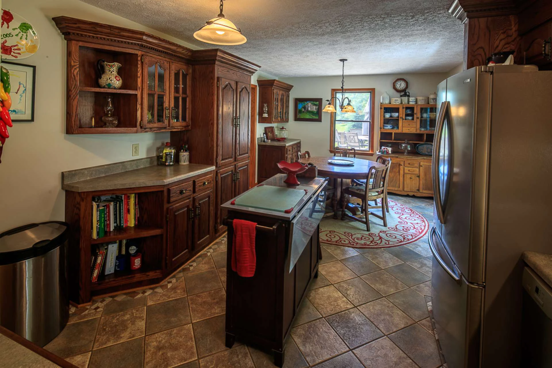 Image number 20 for the current listing