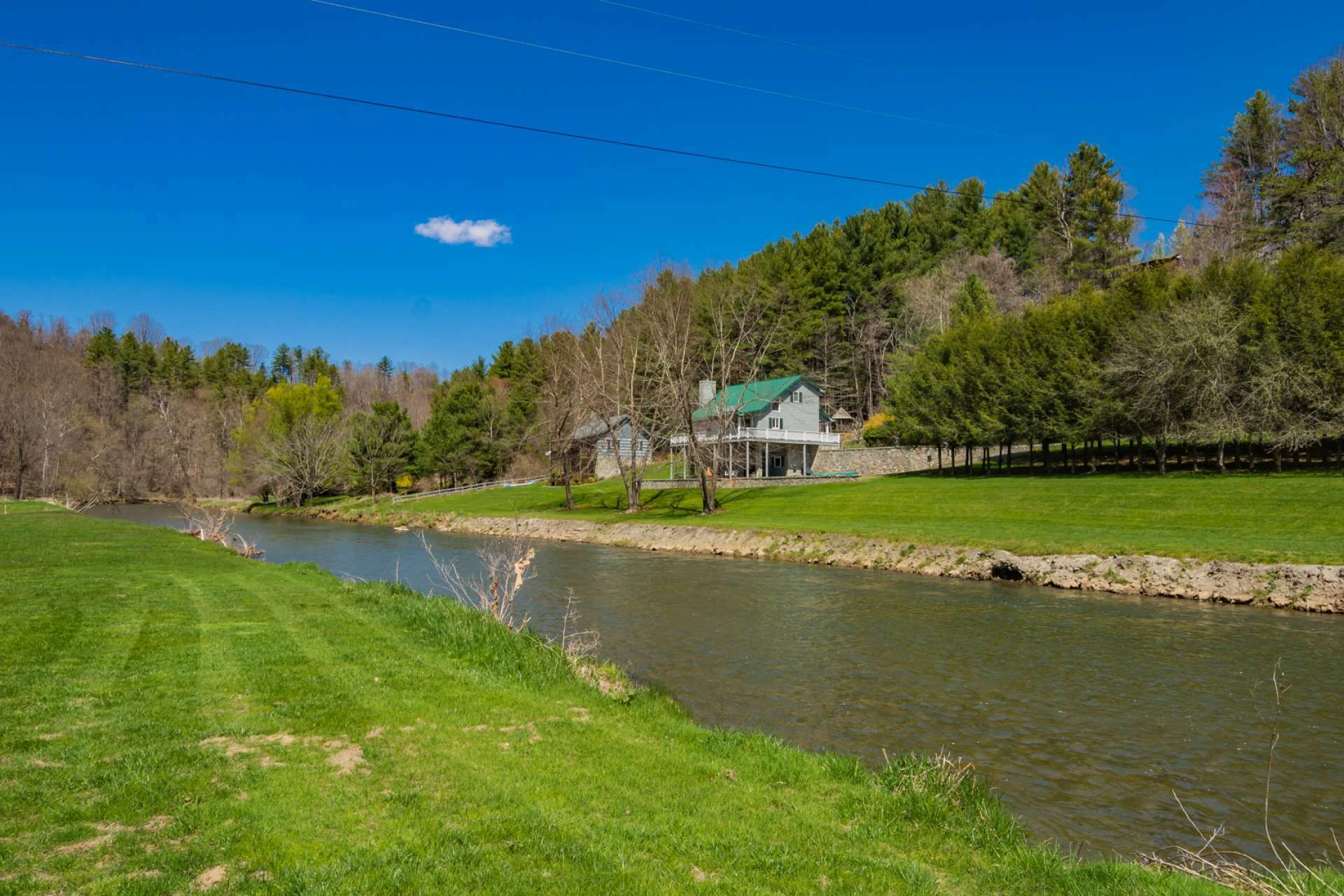 Image number 4 for the current listing