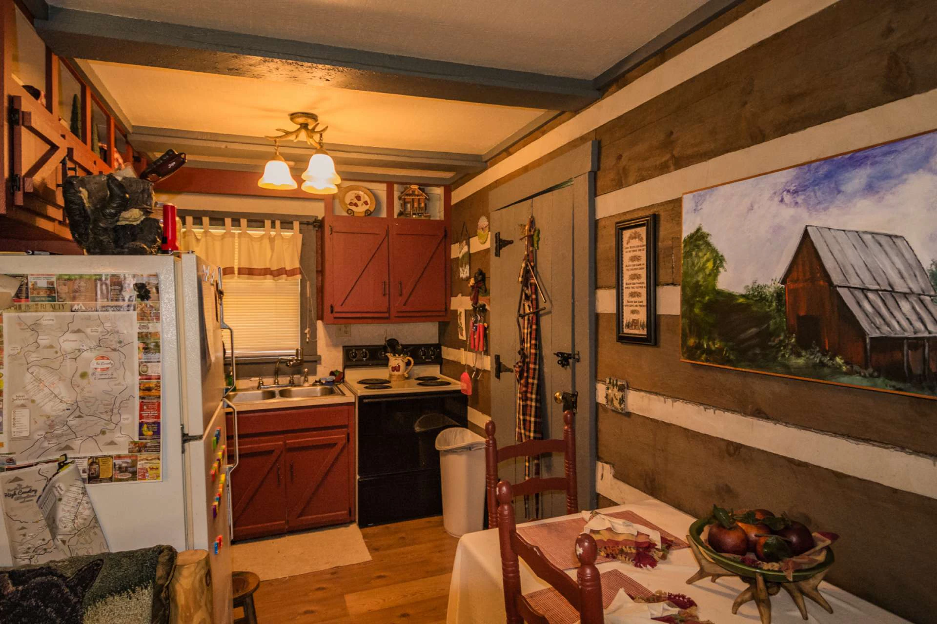 Image number 12 for the current listing