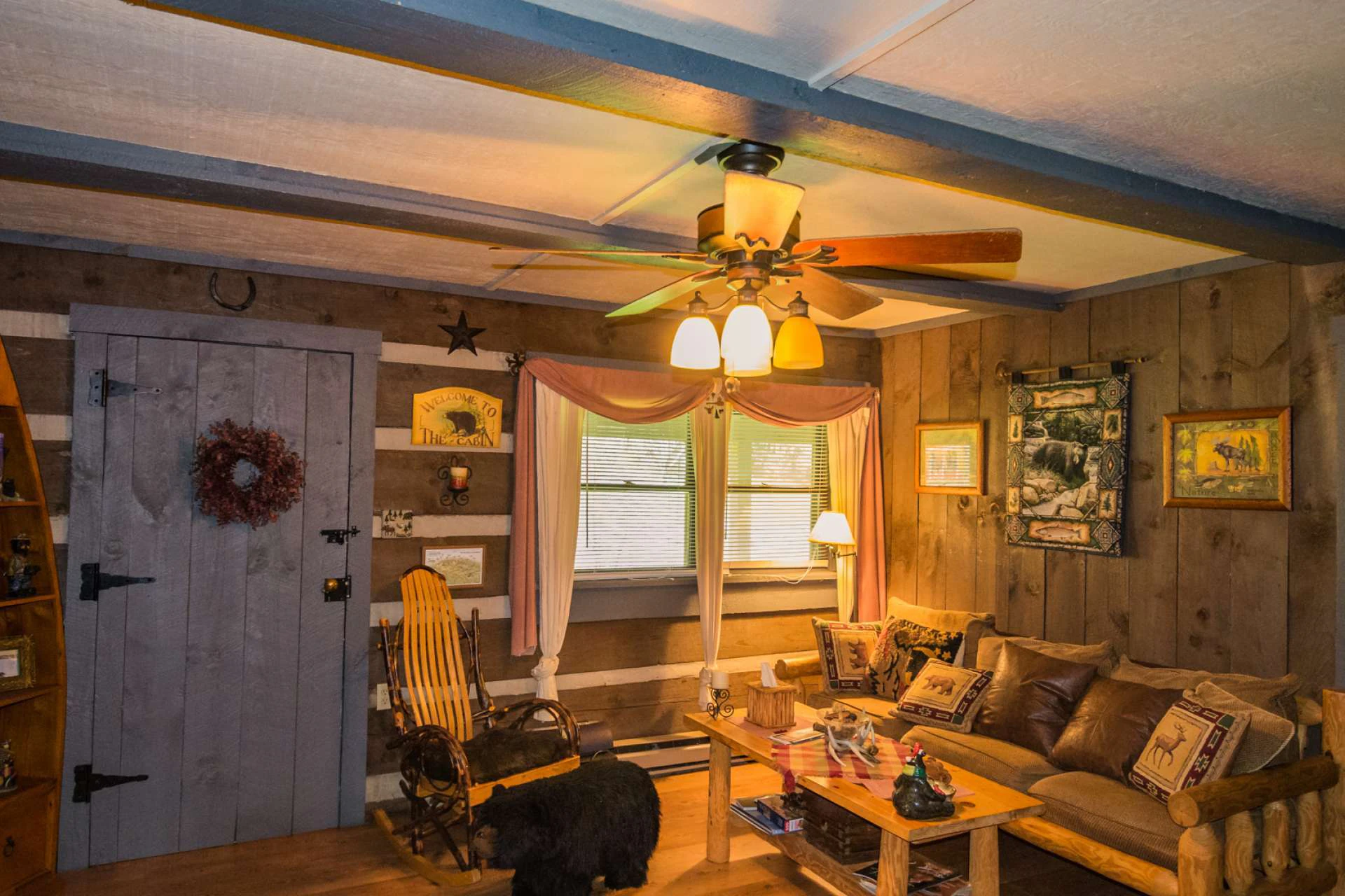 Image number 11 for the current listing