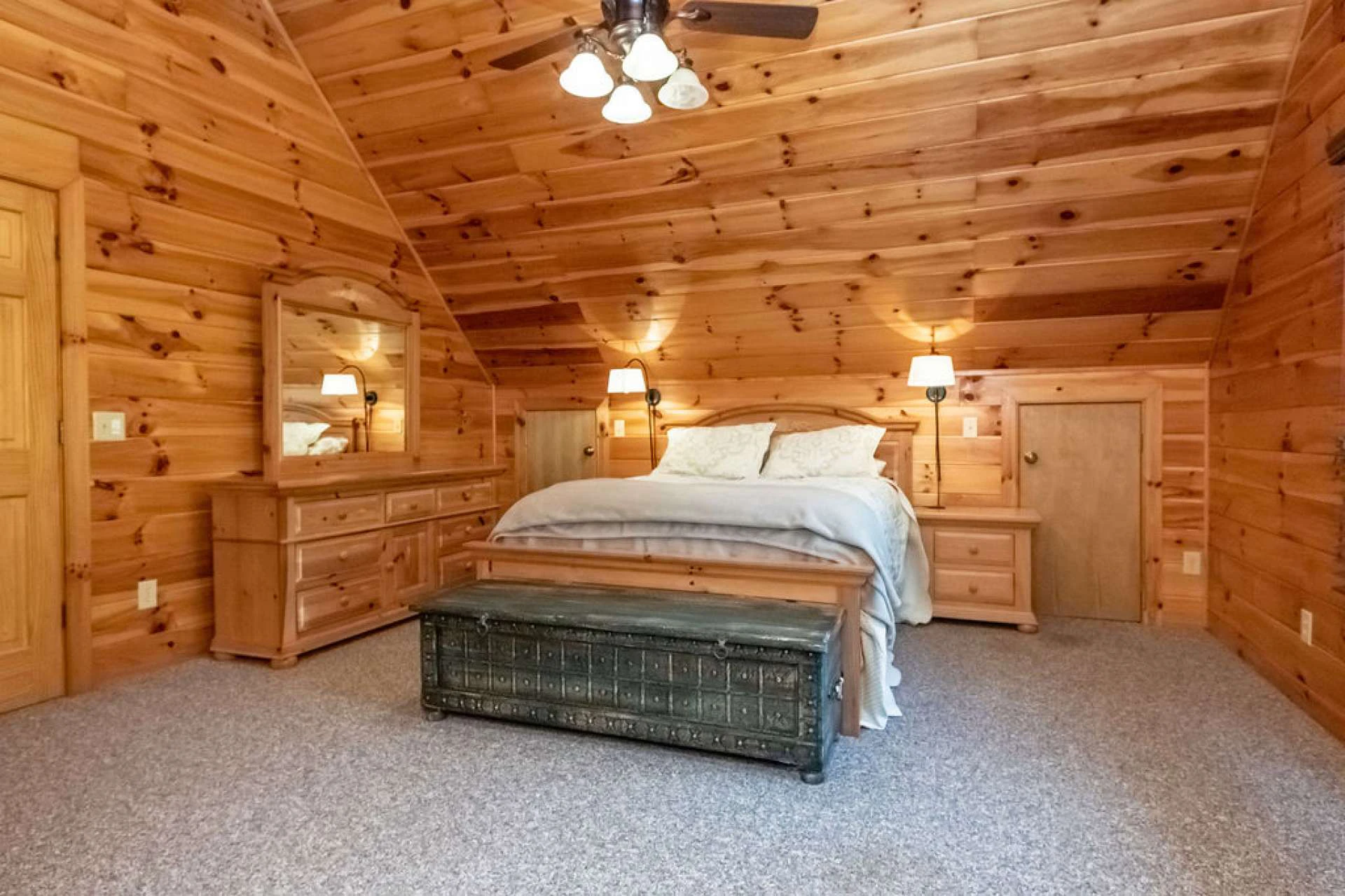 Image number 5 for the current listing