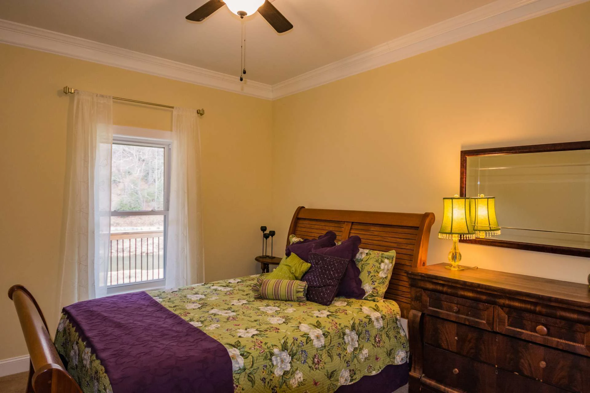 Image number 9 for the current listing