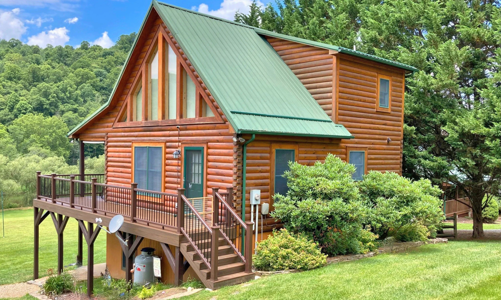 Image number 1 for the current listing