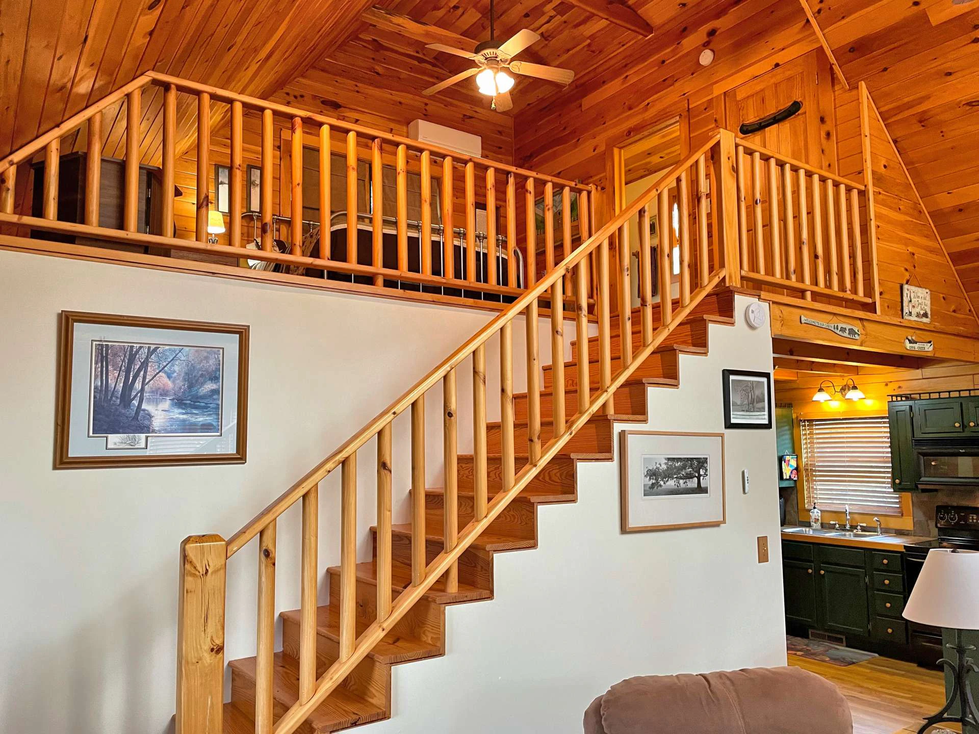 Image number 13 for the current listing