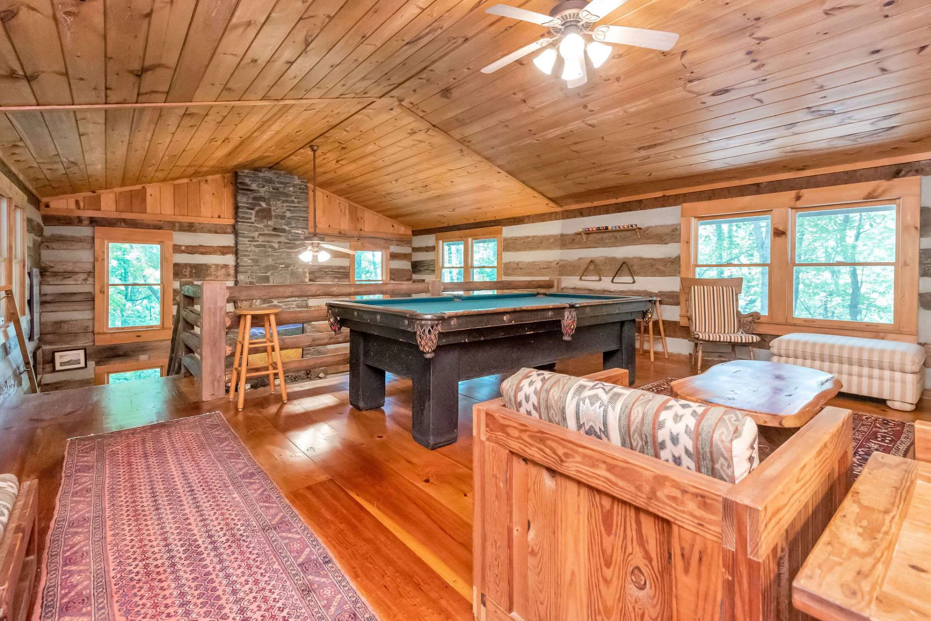 Image number 11 for the current listing